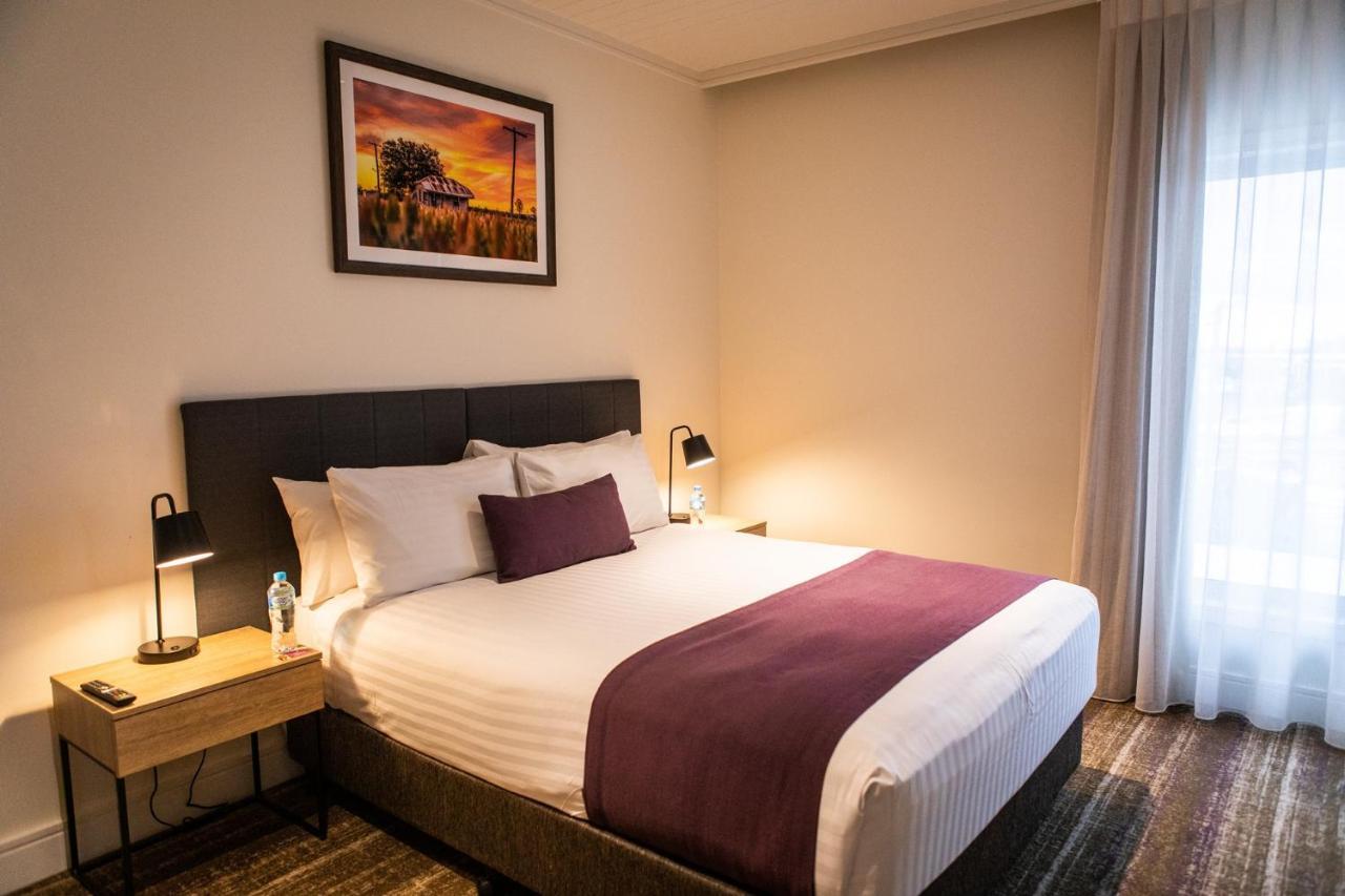 Porter'S Plainland Hotel エクステリア 写真