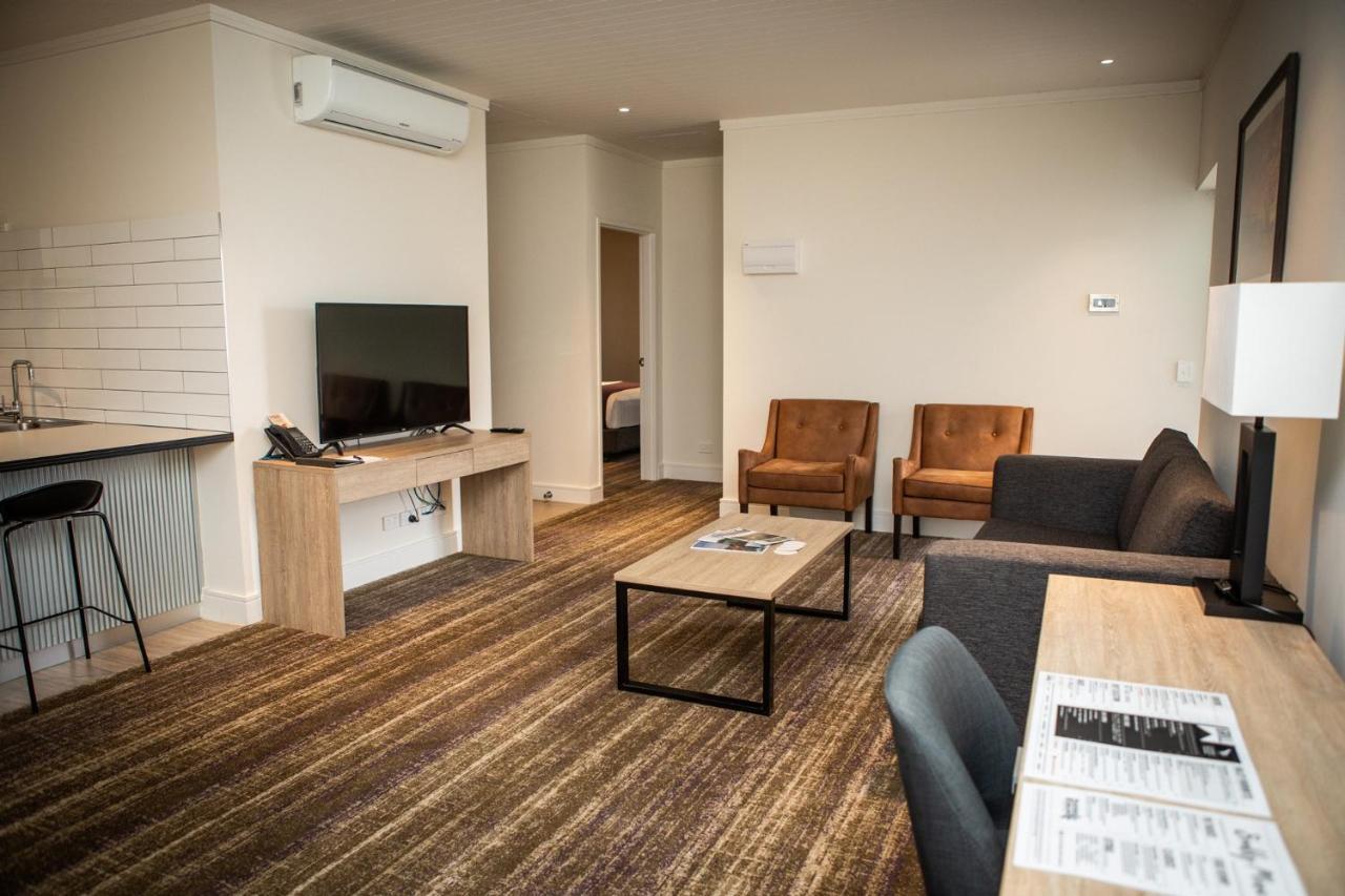 Porter'S Plainland Hotel エクステリア 写真