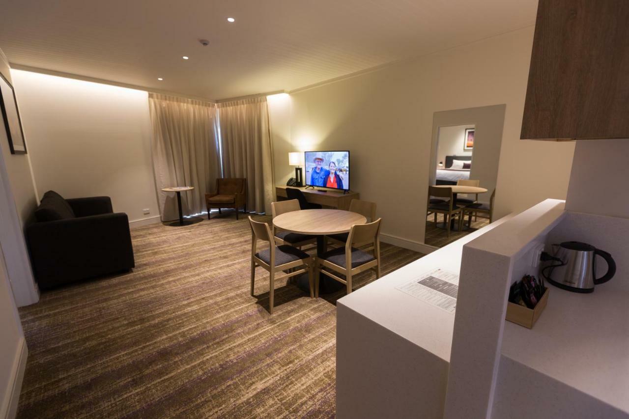Porter'S Plainland Hotel エクステリア 写真